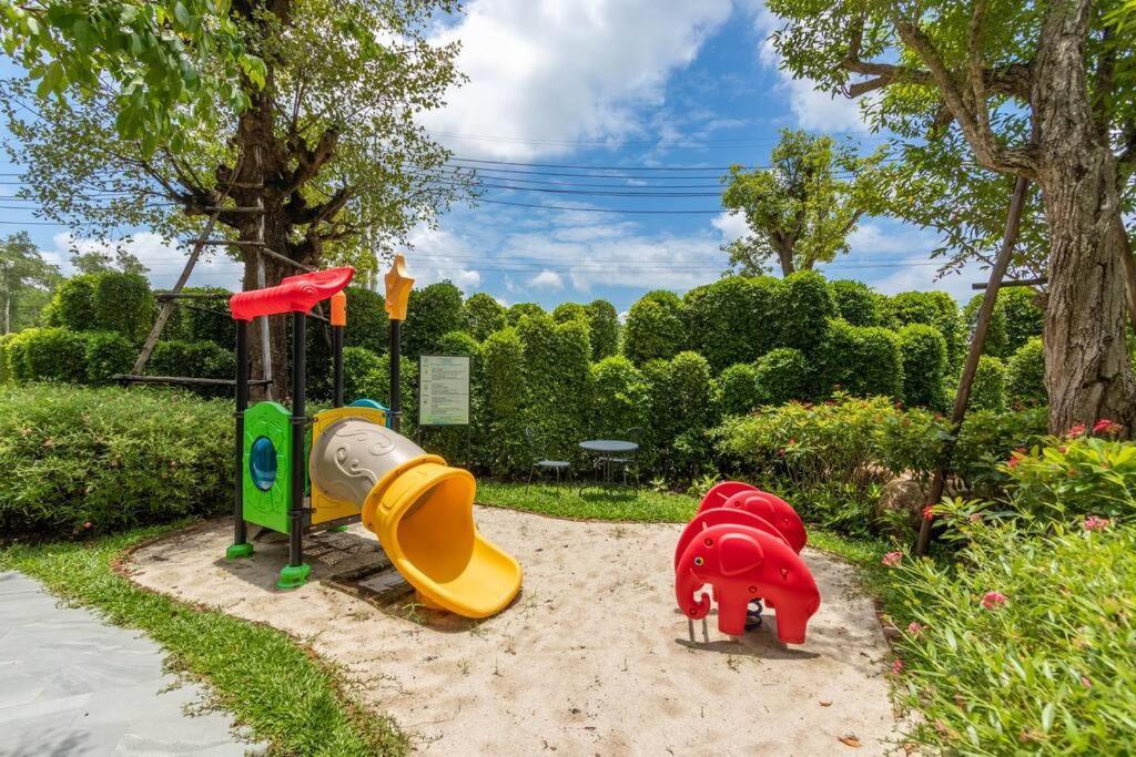 Title Naiyang Residence Excellent Location With Pool View Nai Yang Beach Esterno foto